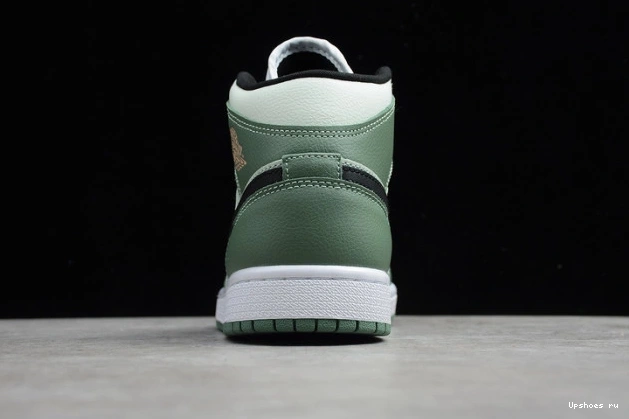 CZ0774-300 1 Green Jordan Mid Dutch 0504